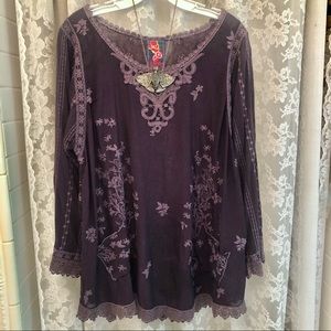 JOHNNY WAS * NWOT Eggplant Purple/Lilac Embroidered Top with Pockets